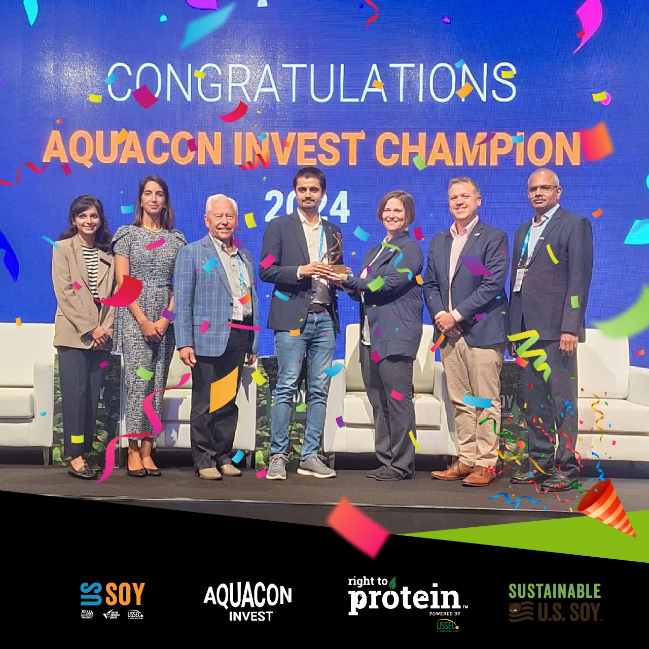 AquaVyon receiving the AquaCon Invest Champion 2024 award in Dubai